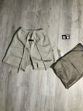 *NEW* Dark Oatmeal Essentials Fear Of God Shorts Sizes XS,Small, And Medium